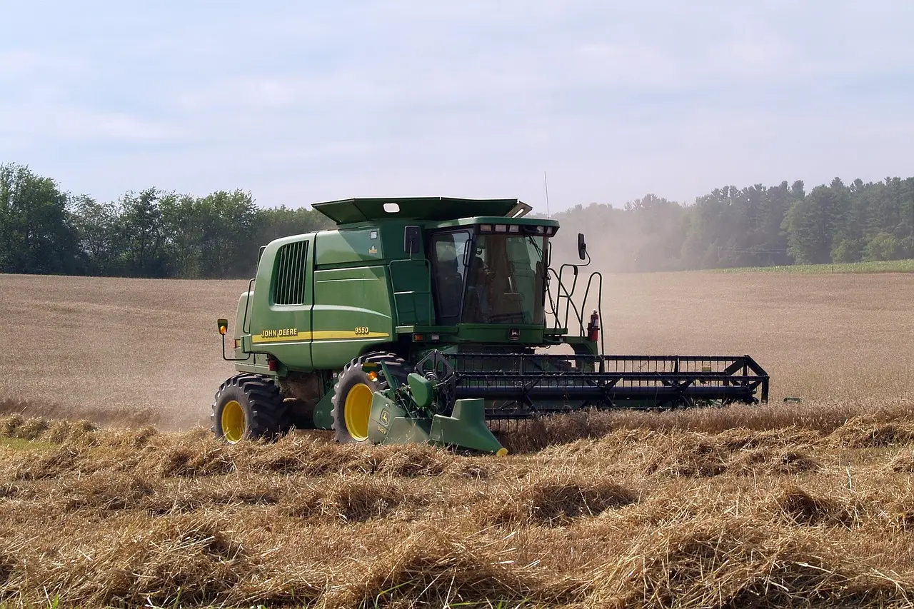 John Deere See & Spray tech use hit 5M acres in 2025 - Michigan Farm News